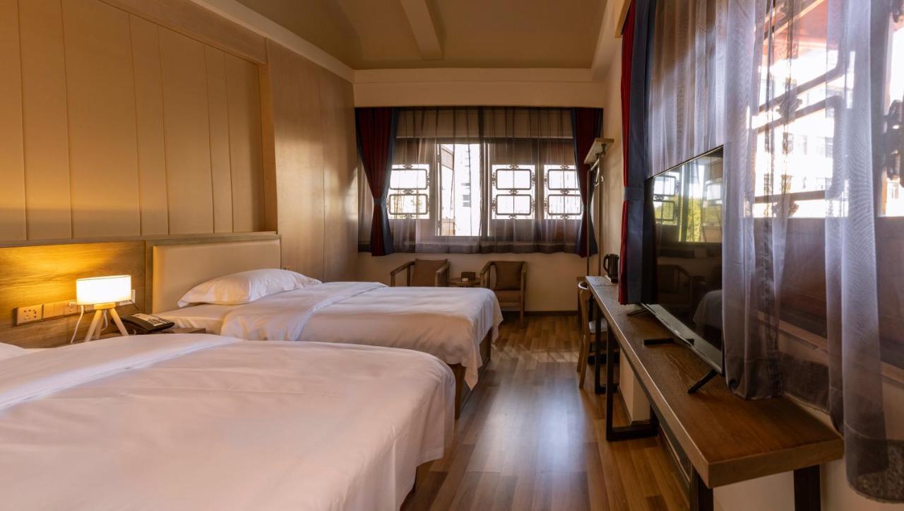 The Hump Hostel 驼峰客栈 Kunming Eksteriør bilde